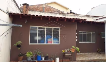 Casa Padrão em Lençóis Paulista
