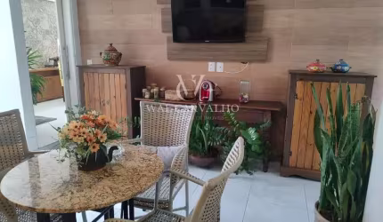 Casa para Venda em Maceió, Antares, 4 dormitórios, 2 suítes, 6 banheiros, 2 vagas