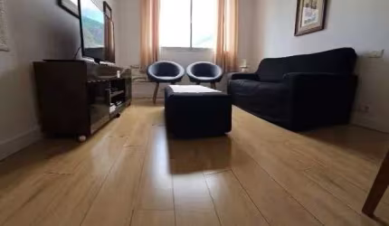 Apartamento à Venda | Copacabana — Terceira Quadra da Praia | Porteira Fechada