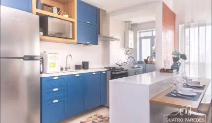 A Quatro Paredes Imóveis apresenta para venda um encantador apartamento duplex na Península Mandadim, com 125 m² de área privativa.