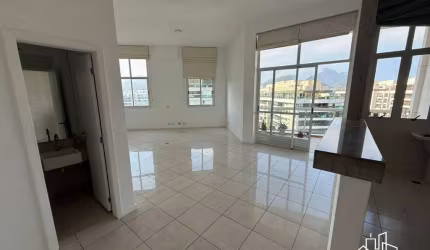 Quatro Paredes vende - Loft condomínio Mandarim - Península - Composto por 74m2, 2 vagas