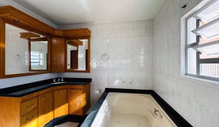 Casa com 3 quartos à venda na Rua Vinícius de Moraes, 337, Ponte do Imaruim, Palhoça, 292 m2 por R$ 1.350.000