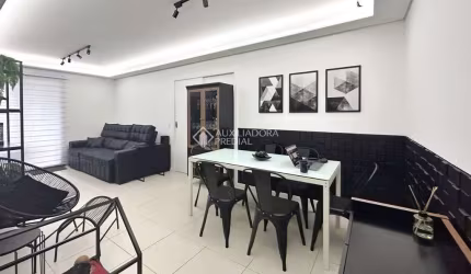 Apartamento com 2 quartos à venda na Rua Jairo Callado, 101, Centro, Florianópolis, 70 m2 por R$ 1.050.000