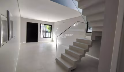 Casa com 3 quartos à venda na Servidão Elizabeth Helena Richter Cordeiro, 338, Ingleses do Rio Vermelho, Florianópolis, 137 m2 por R$ 1.200.000