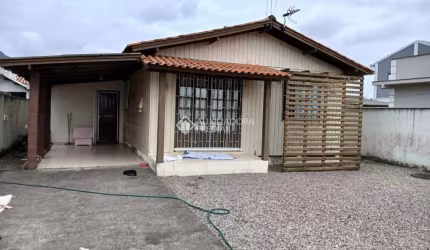 Casa com 2 quartos à venda na Rua Alvim Miguel Martins, 1006, Praia de Fora, Palhoça, 120 m2 por R$ 340.000