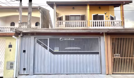 Bela casa em São José dos Campos