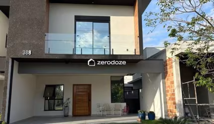 Casa moderna e espaçosa com acabamentos de alto padrão