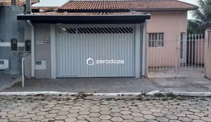 Casa Térrea no Village das Flores em Caçapava