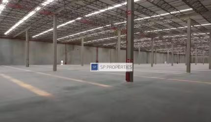 Galpão para alugar, 14800 m² em Santana de Parnaíba/SP