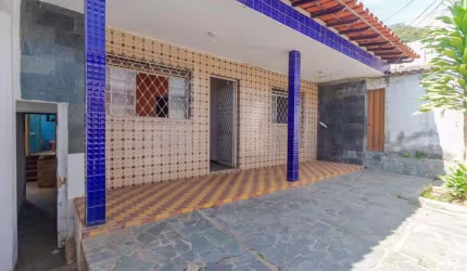 Casa com 3 quartos à venda na Providência, Belo Horizonte , 200 m2 por R$ 390.000