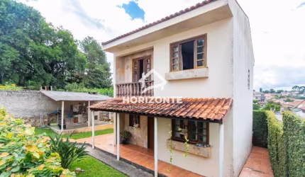 Casa com 3 quartos à venda na Gustavo Barroso, 1188, Barreirinha, Curitiba por R$ 899.000