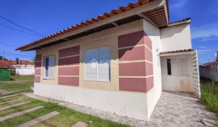 Casa em condomínio fechado com 3 quartos para alugar na Acesso Terra Nova, 601, Terra Nova, Alvorada, 51 m2 por R$ 1.650