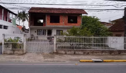 CASA no ITAUM com 2 quartos para VENDA, 325 m²