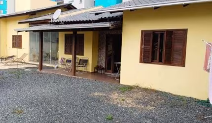 CASA no CENTRO com 4 quartos para VENDA, 162 m²