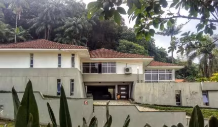CASA no SAGUAÇÚ com 4 quartos para VENDA, 360 m²