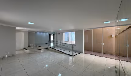 Imóvel Comercial disponível para locação na Vila Universitária, Bauru-SP