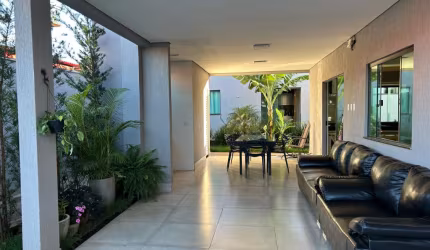 Casa perto da Havan com 5 quartos!