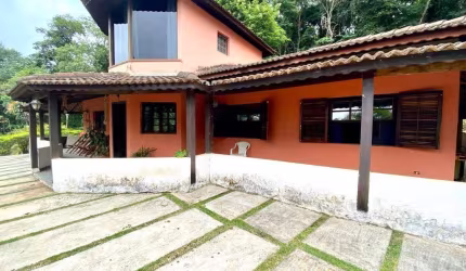 Chácara para Venda em Atibaia, Portão, 3 dormitórios, 1 suíte, 2 banheiros, 6 vagas