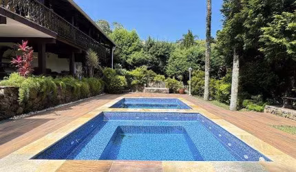 Casa para Venda em Atibaia, Portão, 3 dormitórios, 1 suíte, 2 banheiros, 5 vagas