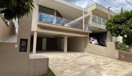 Casa para Venda em Atibaia, Altos da Floresta - Atibaia, 3 dormitórios, 3 suítes, 4 banheiros, 2 vagas