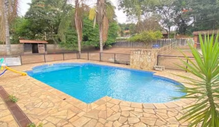 Casa para Venda em Atibaia, Caetetuba, 2 dormitórios, 1 suíte
