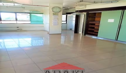 Sala comercial á 600 metros do Metrô Conceição!!