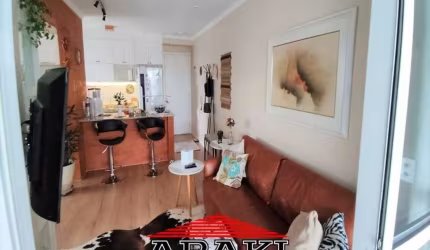 Apartamento de dois dormitórios sendo uma suíte - Vaga livre