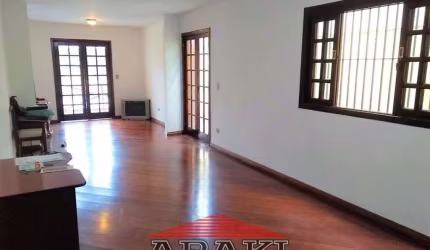 SOBRADO ALTO PADRÃO