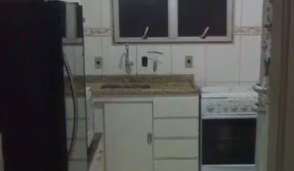 Apartamento reformado com sacada, próximo ao metrô conceição