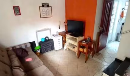 Casa em Condomínio fechado!