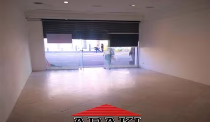 Comercial na Avenida Ao Lado da Estação Ana Rosa.
