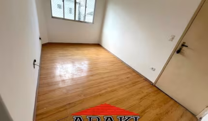 Apartamento no Bosque da Saúde.