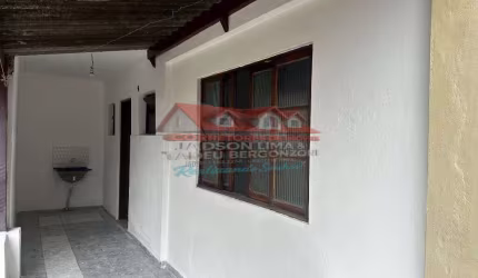 Casa com 1 quarto para alugar no Perequê Mirim, Caraguatatuba , 45 m2 por R$ 850