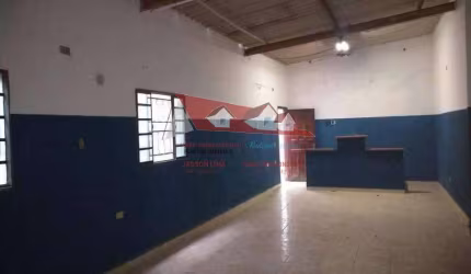 Casa no Perequê Mirim, mais ponto comercial, com ótima localização!