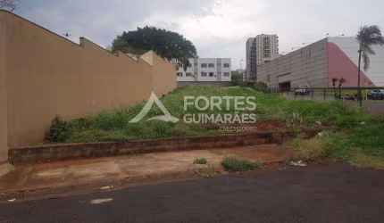 Terreno comercial de frente para Av. Maurílio Biagi