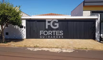 Casa térrea/4 quartos(salas), 1 suíte, 332,09 m² área construída no Alto da Boa Vista