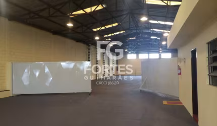Excelente Galpão de 858 m² construídos, no Bairro Ipiranga!