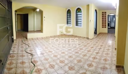Casa com 5 Quartos de 225 m² de área construída no Bairro Adelino Simioni!