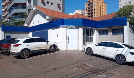 Imóvel Comercial, 13 Salas, 435 m², 04 Vagas Estacionamento Frontal, Centro