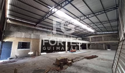 Salão Comercial ao lado do Aeroporto, acesso fácil à Rodovia Anhanguera com 658m² AC