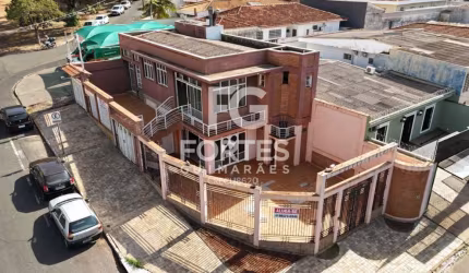 Excelente esquina no Jardim São Luiz
