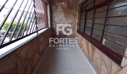 Casa para Alugar de 122m² com 03 quartos na Vila Tibério