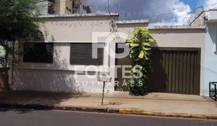 casa com Piscina/Santa Terezinha
