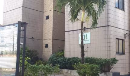 Alugo apartamento de 3 quartos sendo 1 suíte, térreo, próximo ao Shopping Metropole