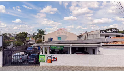 Área residencial e Comercial com 310m² e 220m² construída, não averbada  2 residências, Poço Semi Artesiano, Pinheirinho  Curitiba valor R$ 657.200,00