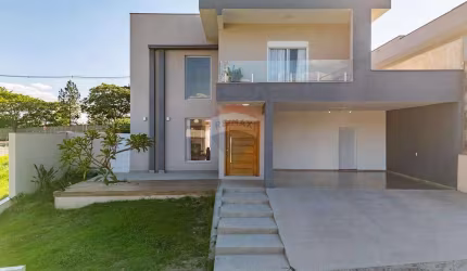 Casa à venda, com 224m², no Condomínio Recanto das Palmas,  Vinhedo-SP. Com 3 quartos, sendo 3 suítes.