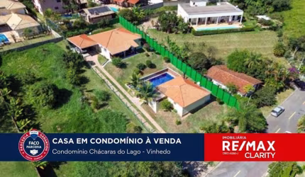 Casa Térrea à Venda no condomínio Chácaras do Lago – Vinhedo . São 2 suítes, espaço gourmet, piscina e quarto de hóspedes