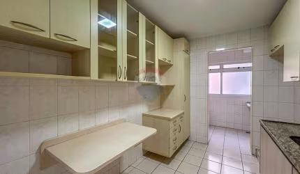 Apartamento com 2 Quartos e 1 banheiro para Alugar, 61 m² por R$ 2.800/Mês