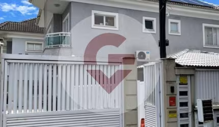 Casa em condomínio fechado com 4 quartos à venda na Estrada do Bananal, 779, Freguesia (Jacarepaguá), Rio de Janeiro, 200 m2 por R$ 950.000