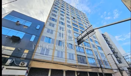 Apartamento com 3 quartos para alugar na Rua Marechal Deodoro, 1115, Centro, Curitiba, 89 m2 por R$ 2.290